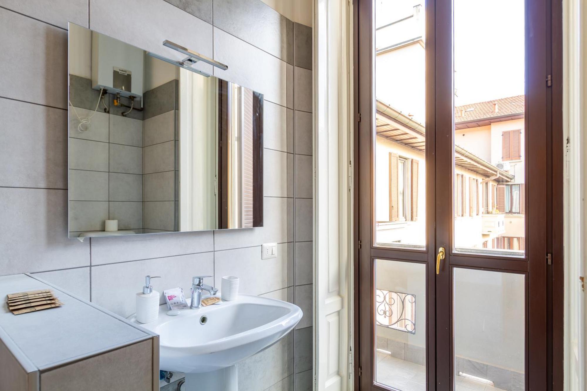 Apartment Duomo Centro 10 Min-linate 10 Min -lumiere Harmony Maison-