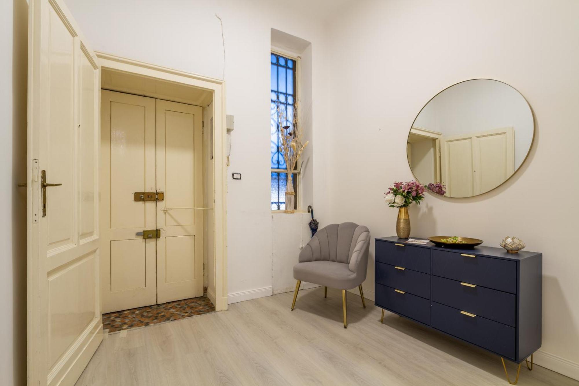 Apartment Duomo Centro 10 Min-linate 10 Min -lumiere Harmony Maison- *
